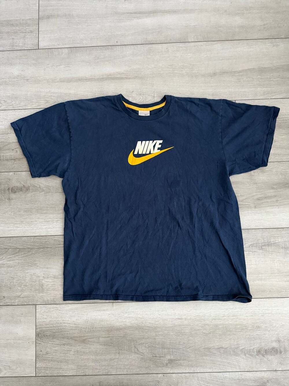 Y2K Nike Vintage Silver Tag Navy Blue T-Shirt White Yellow Logo Men's Size XL